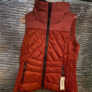 Lole down vest super cute, brand new.